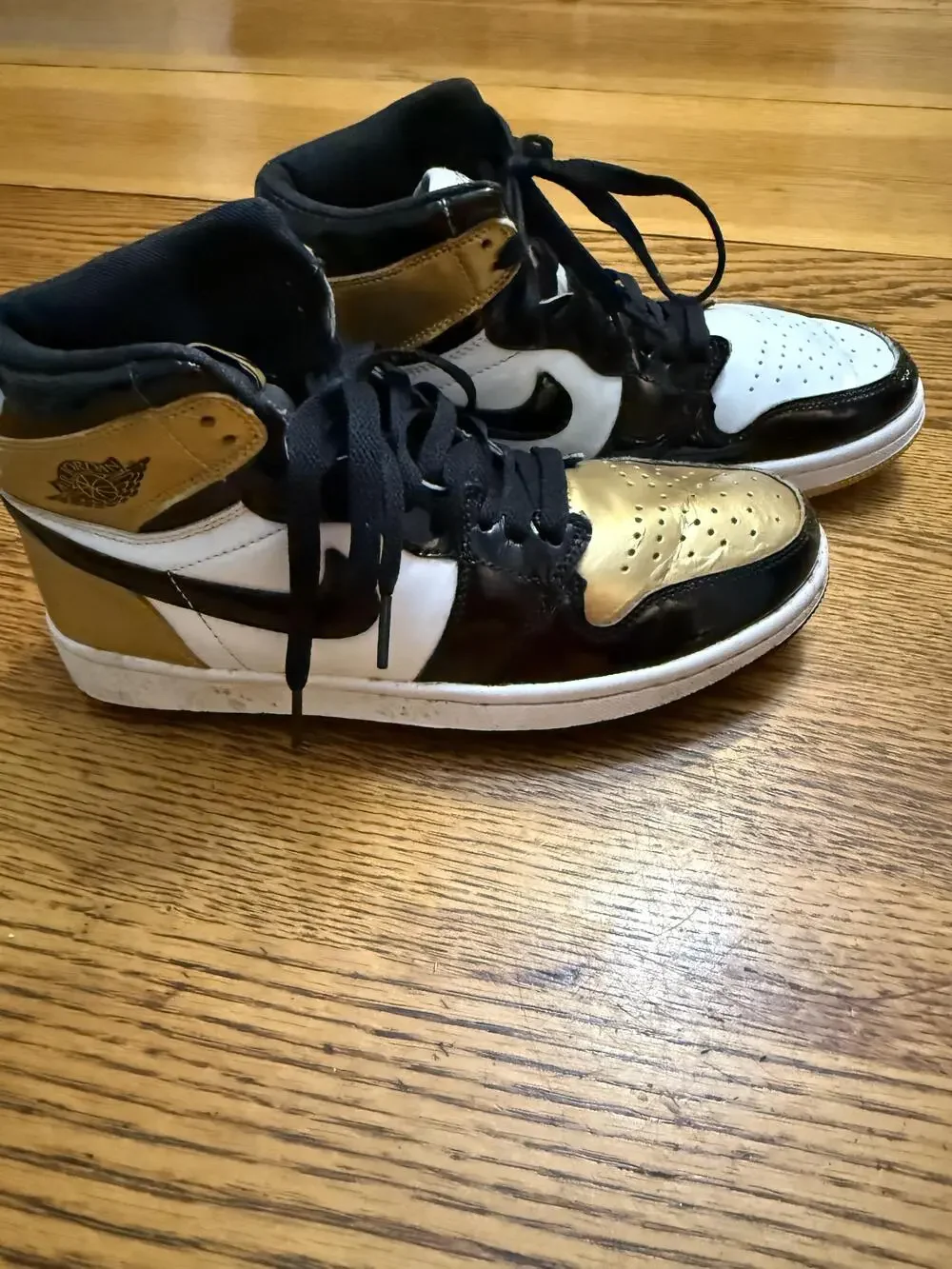 Nike Air Jordan 1 Retro High OG Shoes Mens Size 8.5 Black Gold Toe 861428-001 OG
